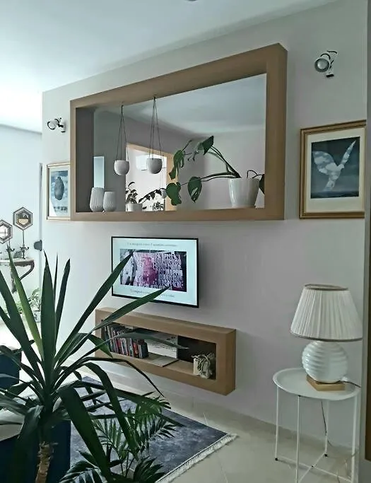 Cosy Apartment For Vacation At Odeon Residence Vlorë