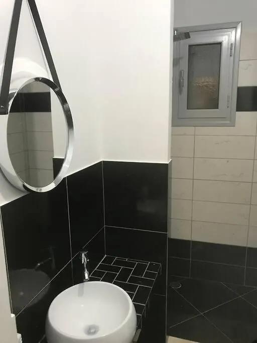 Cosy Apartment For Vacation At Odeon Residence Vlorë